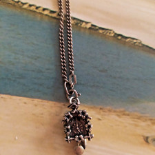 DIRNDEL - SCHMUCK - KUCKUCKS -