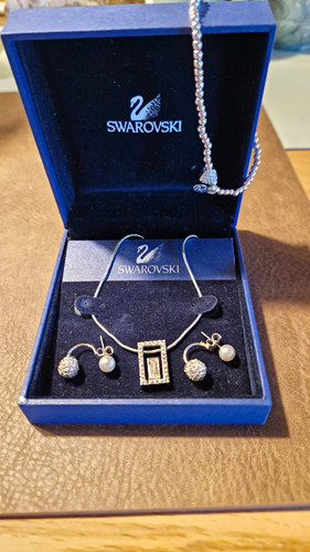 Swarovski schmuckset halskette - swarovski,