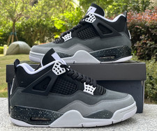 Jordan 4 "Fear" Retro