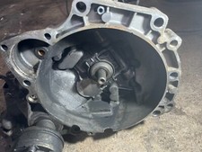 Getriebe Schaltgetriebe Seat Ibiza II 2 6K1 1,4 48CWU02115 0564 085301107A VW Po