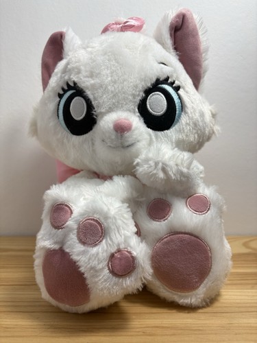Disney marie big feet - disney,