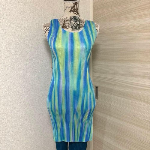 Pleats please issey miyake - please,