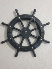 DEKO STEUERRAD - Holz- schwarz - dekoriert mit Nieten und Kette - 35cm
