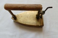 Antikes Bügeleisen Messing