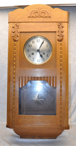 Antike wanduhr mit pendel - antike,