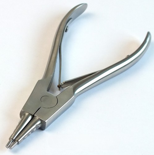 Body piercing tattoo - piercing,