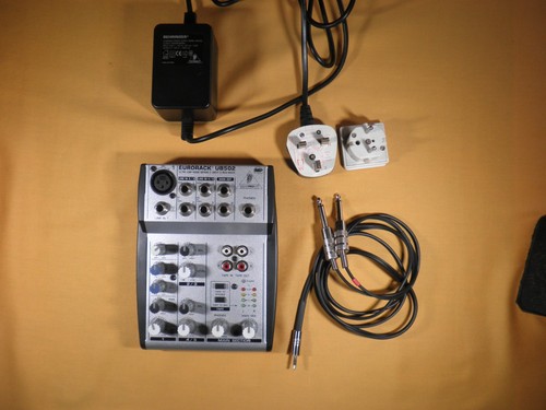 Audio mixer behringer - ,