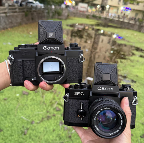 Metal waist level finder - finder, with