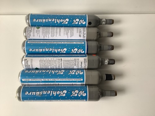 Kohlensäurezylinder - x,