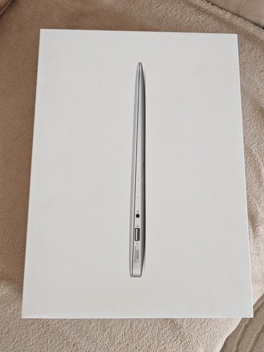 Macbook air top - 13", (2017)