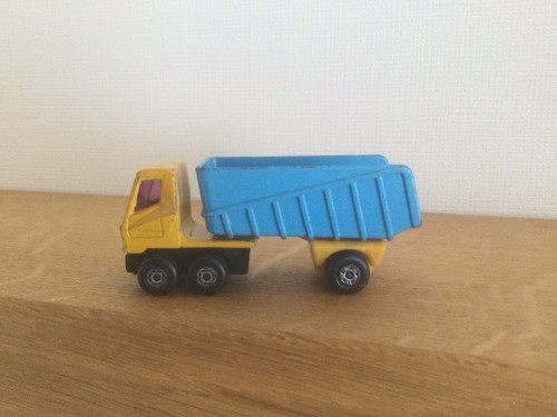 Matchbox articulated truck - matchbox,