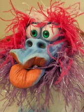 Axtell Wild Thing Puppe sehr