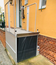 ROLLSTUHLLIFT PLATTFORMLIFT HUBLIFT TREPPENLIFT FAHRSTUHL AUFZUG HEBELIFT LIFT