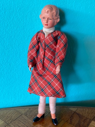 Frau caco 80er biegepuppe - ,