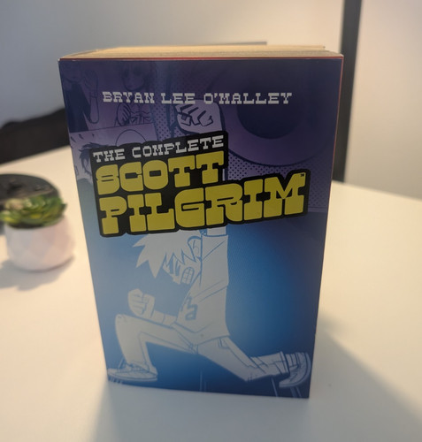 The complete scott pilgrim box - scott,