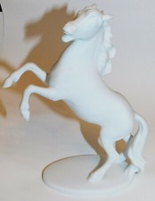 Porzellanfigur steigendes Pferd AK Kaiser 702 Bochmann Bisquitporzellan 16cm