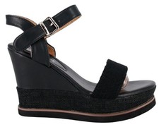 BEQUEME SCHWARZE KEILSANDALEN