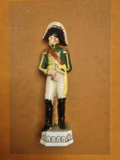 Porzellanfigur Soldat, Golddetails, Handarbeit, Höhe 25 Cm
