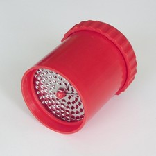 Reibe rund ⌀ 7cm, Kunstsoff rot - Allesreibe Käse Gemüsereibe Nussreibe Raspel