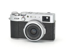 Fujifilm X100V silber wie neu, nur ca. 520 Auslösungen #42133*