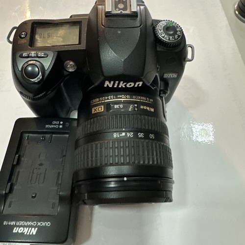 Nikon dslr mit - d, nikkor