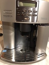 DeLonghi Magnifica Elegance ESAM3600 S Silber Kaffeevollautomat - Defekt und OVP