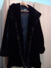 Damen Wintermantel Webpelz Gr. 38 mit Kapuze Gallery Moden NEU