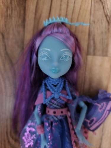 Monster high kiyomi haunterly - monster,