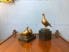 Bronze Skulprur Art déco Taube und Taubenpaar auf Marmor sockel Nach Landon Metz