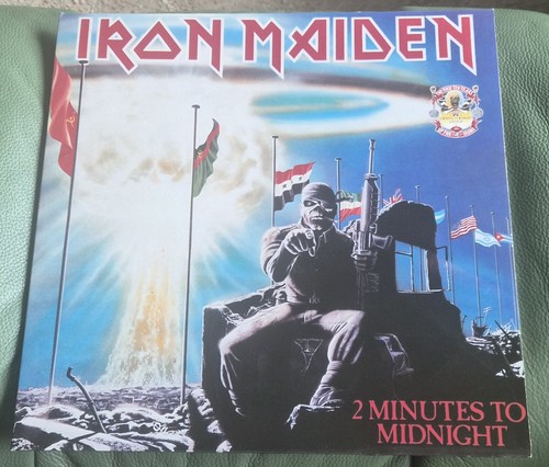 Iron maiden minutes - maiden-2,