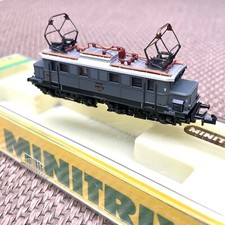 Locomotora Minitrix escala N