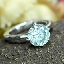 2.50 Karat Kostüm Hellblau