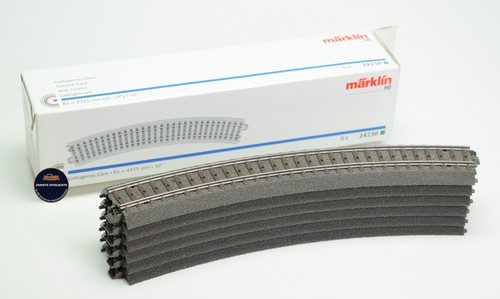 Märklin 6x gebogenes - 6x,