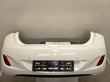 Hyundai i30 GD orig Stoßfänger Stoßstangen hinten mit PDC CREAMY WHITE Bj 2013