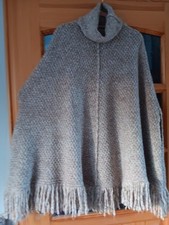 Poncho Cape von C. P
