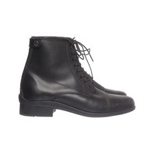 Steeds, Schnürstiefel