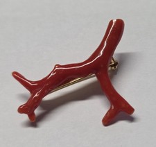 Brosche aus natürlicher Ast