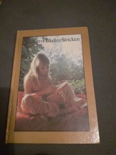 Sticken, Häkeln, Stricken -