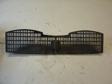 150284 Abdeckung 1245400845 unterm Scheibenwischergetriebe Mercedes w124