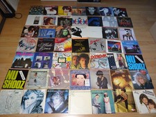320 Stück - 7'' Singles Vinyl-Schallplatten 80er Rock/Pop International Sammlung