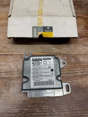 Steuergerät airbag 8200111668 - airbag,