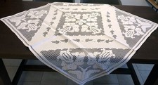 Handgearbeitete Tischdecke Mitteldecke mit Hardanger – Stickerei, neu, 100 x 100