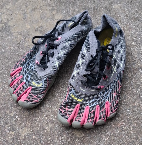 Vibram five fingers - vibram,