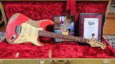 Relic Stratocaster Robin