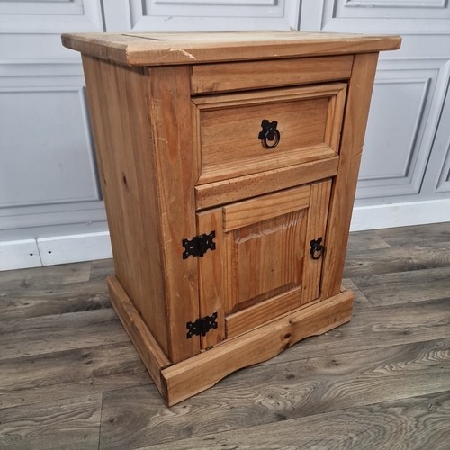 Rustikaler nachtschrank - rustikaler,