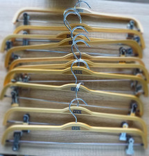 Cecil - 10 Kleiderbügel - Holz/Metall - mit Klemmen - für Hosen, Röcke usw.