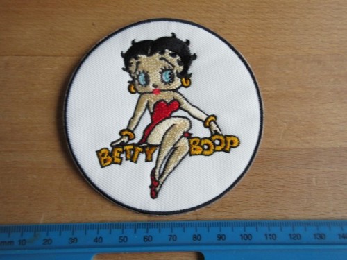 Betty boop sitting pin - boop,