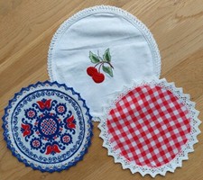 kleine runde Deckchen Deko  Untersetzer oder Zierstoff für  Marmeladenglas