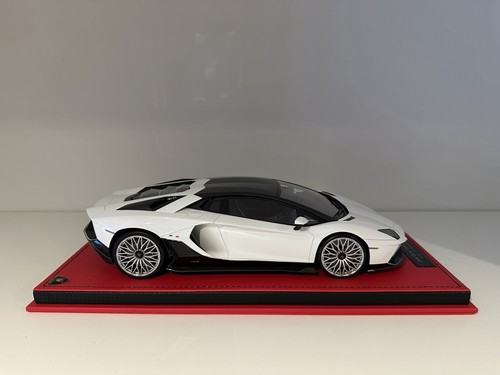 Lamborghini aventador - 1.18,