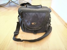 Lowepro Nova 3 AW Kameratasche